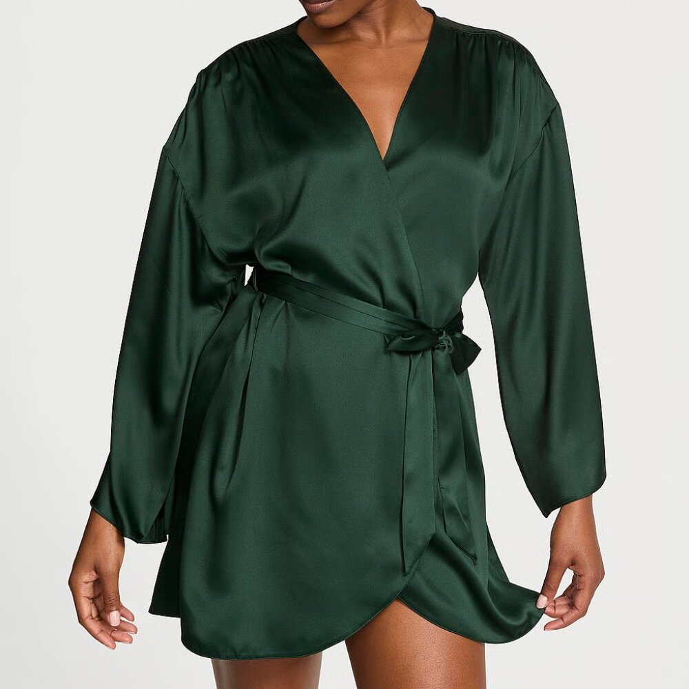 Victoria's Secret Green Satin Short Robe in M/L NWT